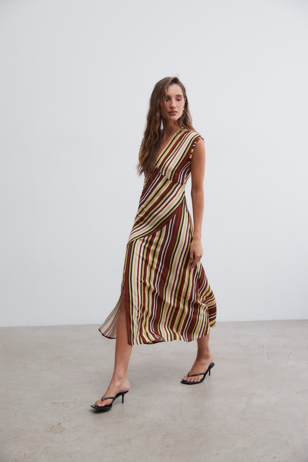 Vestido midi rayas cruzado