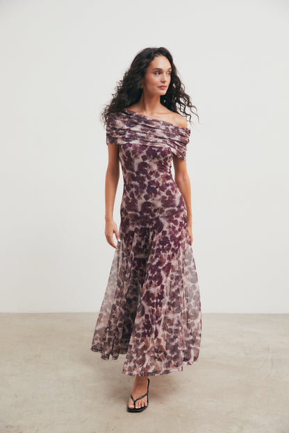 Vestido midi tul berenjena estampado